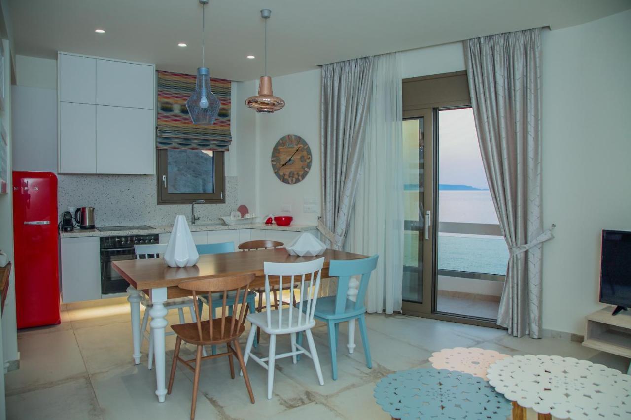 Almyra Seaside House Móhlosz Kültér fotó